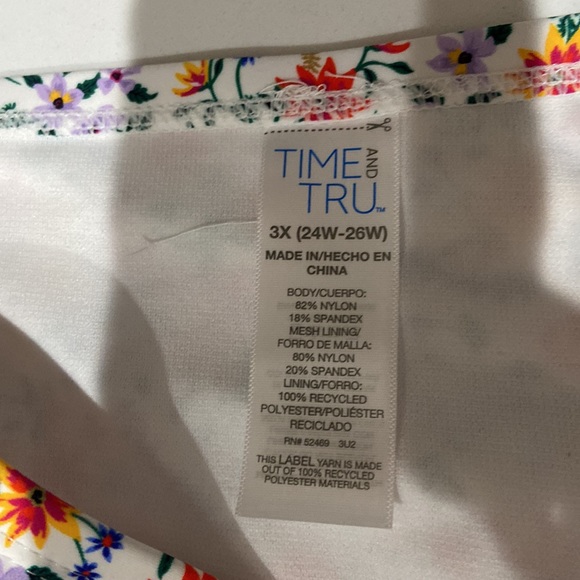 3x 24w-26w beautiful floral bikini ❤️🔥 NWT time and tru - Picture 14 of 15